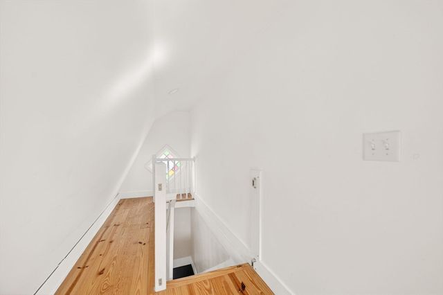 26 Division Rd, Dartmouth, MA 02747