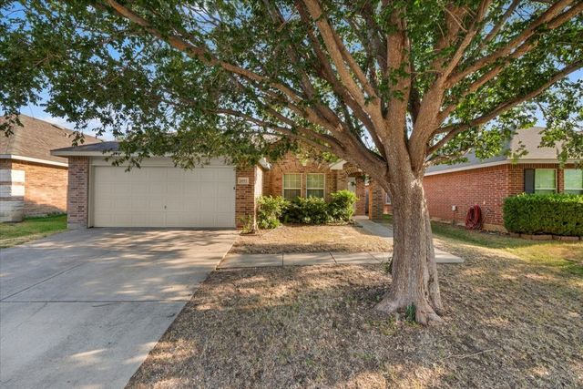 4553 Lacebark Lane, Fort Worth, TX 76244