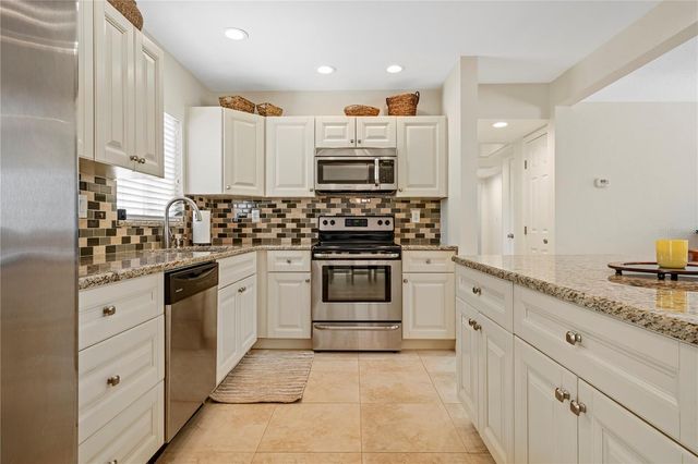 5965 15TH STREET N, St Petersburg, FL 33703