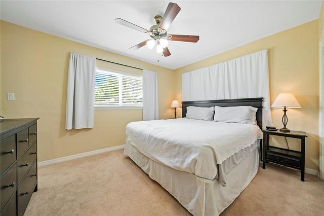 5965 15TH STREET N, St Petersburg, FL 33703