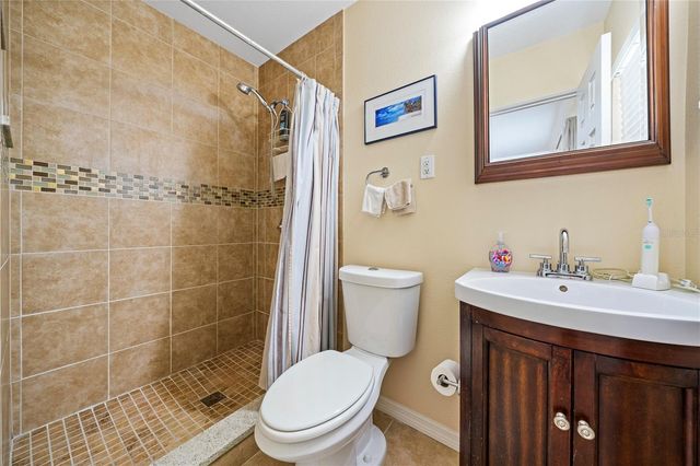 5965 15TH STREET N, St Petersburg, FL 33703