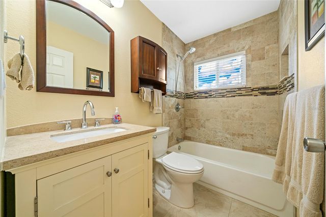 5965 15TH STREET N, St Petersburg, FL 33703