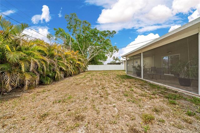 5965 15TH STREET N, St Petersburg, FL 33703