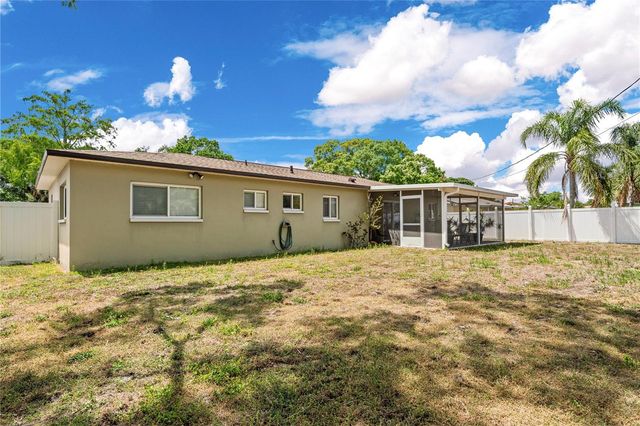 5965 15TH STREET N, St Petersburg, FL 33703