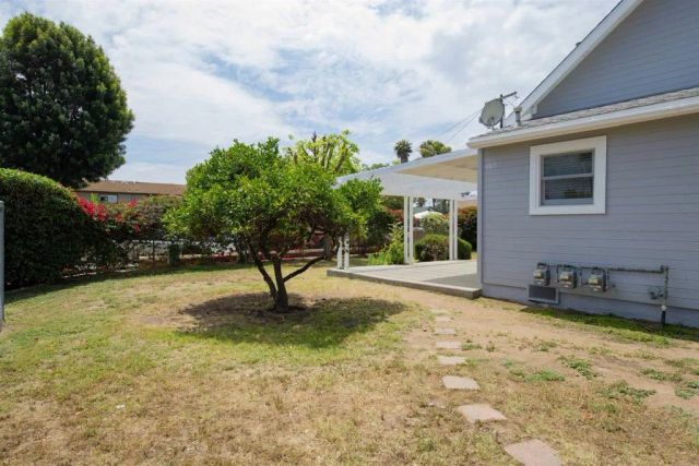 405 N Juniper Street, Escondido, CA 92025
