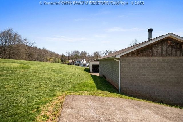 58 Vadalia Lane, Charleston, WV 25313