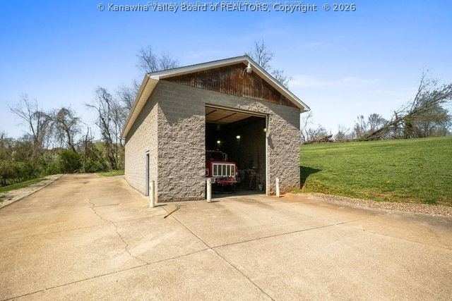 58 Vadalia Lane, Charleston, WV 25313