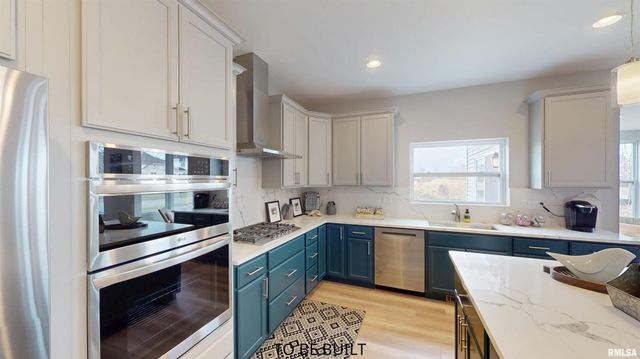 Lot 17 S 5TH Street, Eldridge, IA 52748