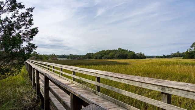 708 Grateful Dr., Little River, SC 29566