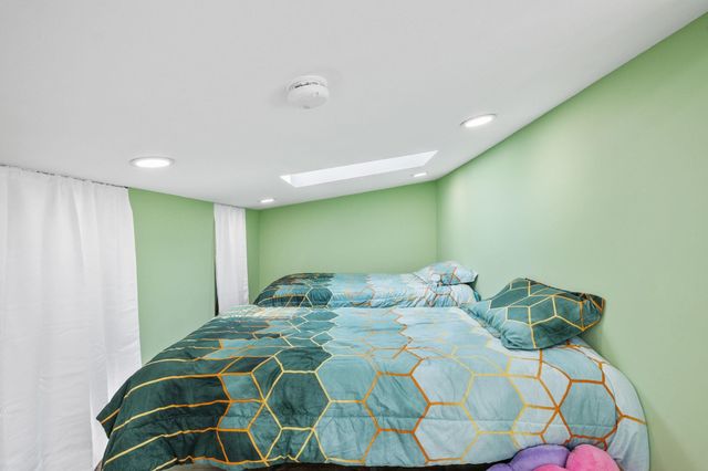 241 Shore Drive N Drive, Bristol, NH 03222