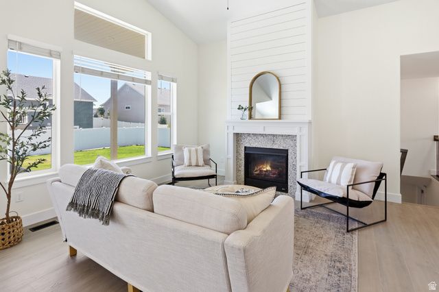 2467 W 3375 S, West Haven, UT 84401
