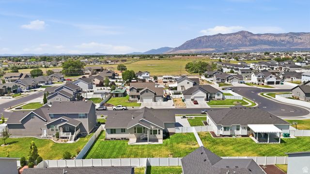 2467 W 3375 S, West Haven, UT 84401