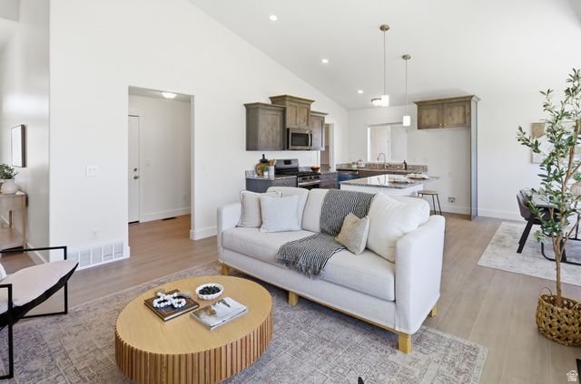 2467 W 3375 S, West Haven, UT 84401