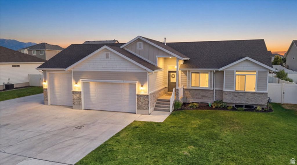 2467 W 3375 S, West Haven, UT 84401