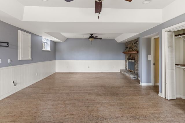 555 White Pine Dr, Centerville, TN 37033