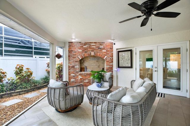 1040 PALM DRIVE, Belleair Beach, FL 33786