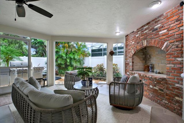 1040 PALM DRIVE, Belleair Beach, FL 33786