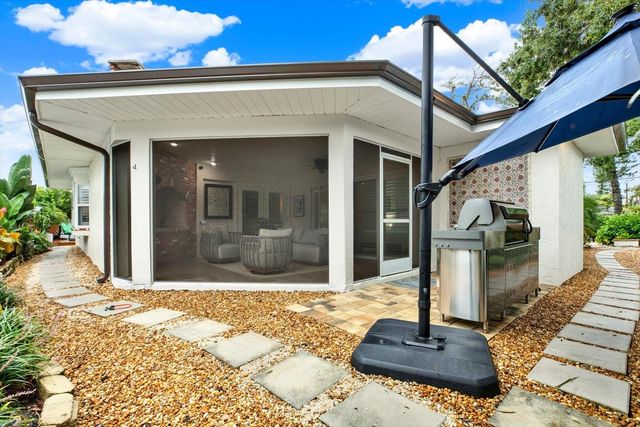 1040 PALM DRIVE, Belleair Beach, FL 33786