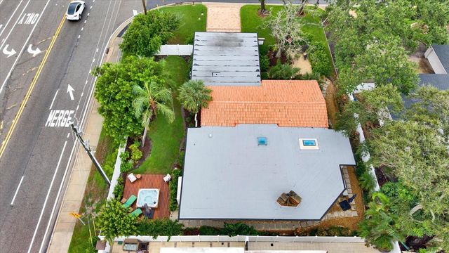 1040 PALM DRIVE, Belleair Beach, FL 33786