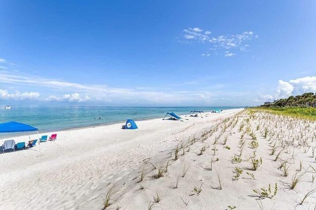 1040 PALM DRIVE, Belleair Beach, FL 33786