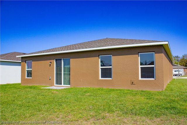 1392 Stone Ridge Circle, Sebring, FL 33870
