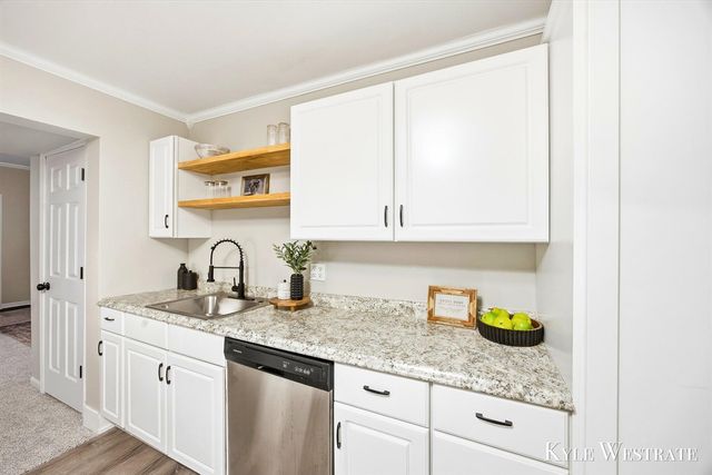 117 Houseman Avenue, Grand Rapids, MI 49503