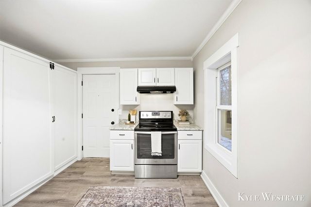 117 Houseman Avenue, Grand Rapids, MI 49503