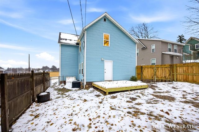 117 Houseman Avenue, Grand Rapids, MI 49503