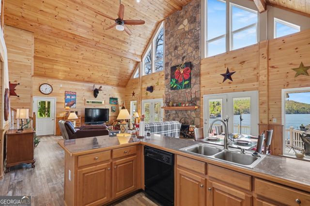 400 Timpson Cove Road, Clayton, GA 30525