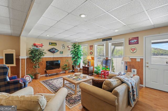 400 Timpson Cove Road, Clayton, GA 30525