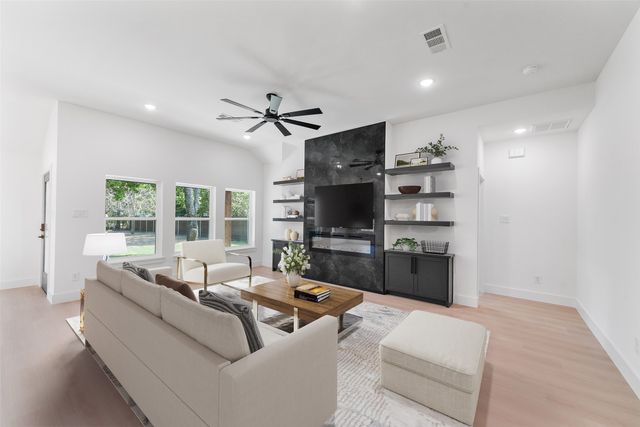 15006 Quail Drive, Balch Springs, TX 75180