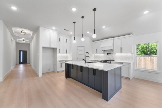 15006 Quail Drive, Balch Springs, TX 75180