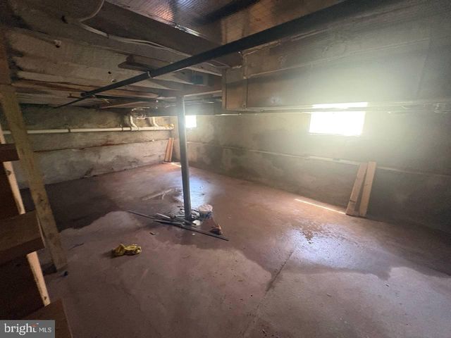 511 LINDEN AVE, Burlington, NJ 08016