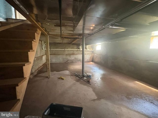 511 LINDEN AVE, Burlington, NJ 08016