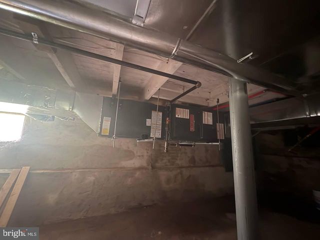 511 LINDEN AVE, Burlington, NJ 08016