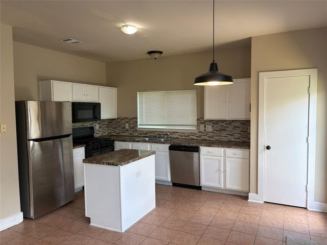 11736 Chanteloup Drive, Houston, TX 77047