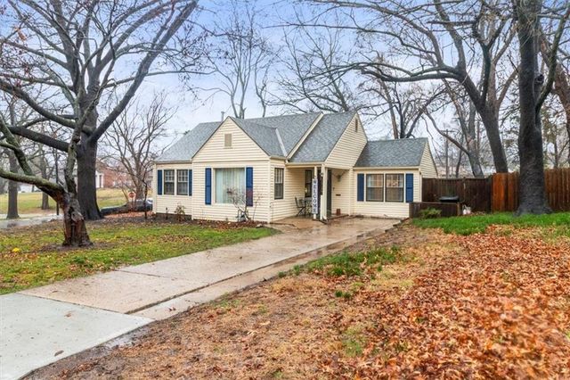 1314 W 27th Street S, Independence, MO 64052