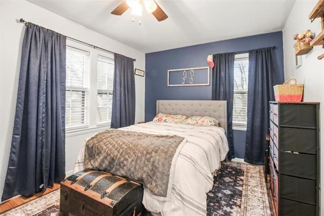 1314 W 27th Street S, Independence, MO 64052