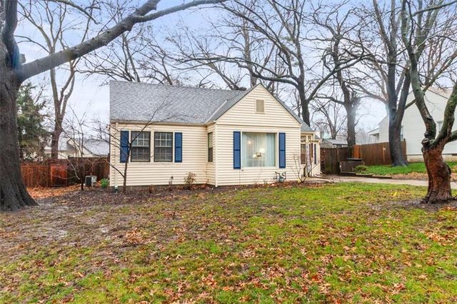 1314 W 27th Street S, Independence, MO 64052