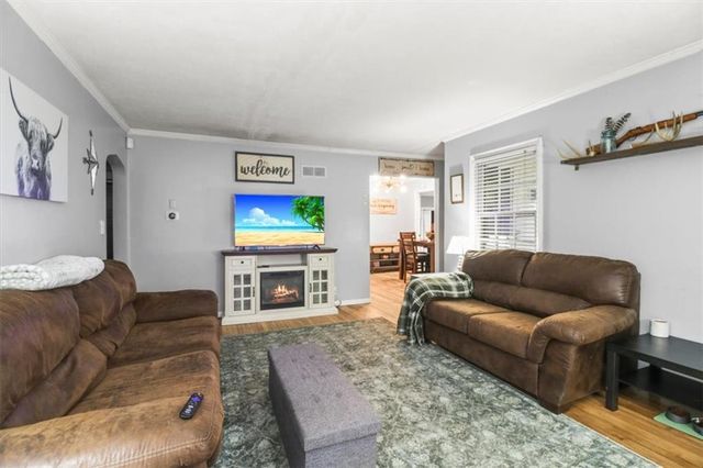 1314 W 27th Street S, Independence, MO 64052