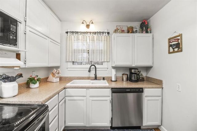 1314 W 27th Street S, Independence, MO 64052