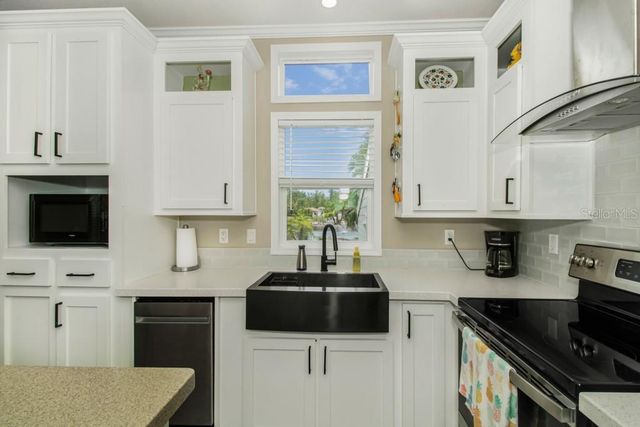 6820 AMANDA VISTA CIRCLE, Land O Lakes, FL 34637
