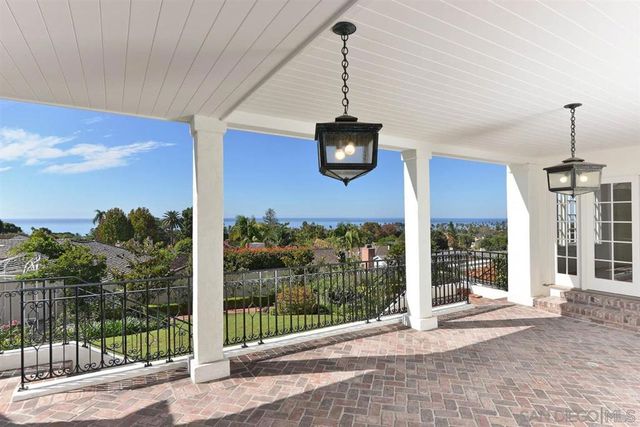 6028 Folsom, La Jolla, CA 92037