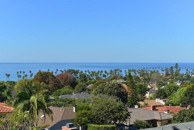 6028 Folsom, La Jolla, CA 92037