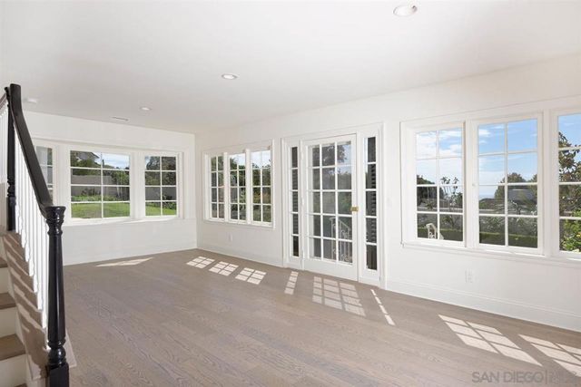 6028 Folsom, La Jolla, CA 92037