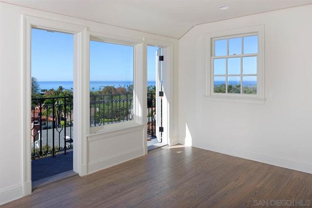 6028 Folsom, La Jolla, CA 92037