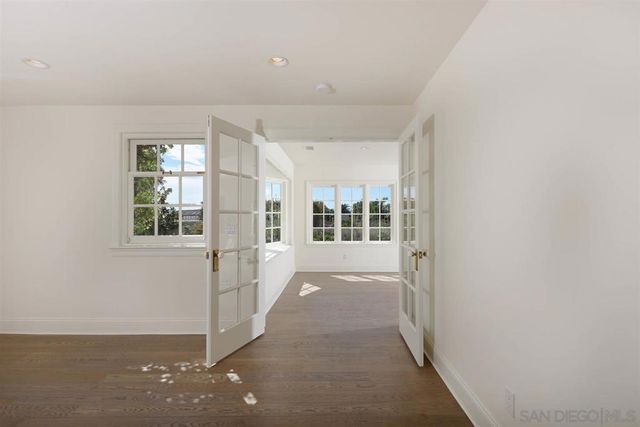 6028 Folsom, La Jolla, CA 92037