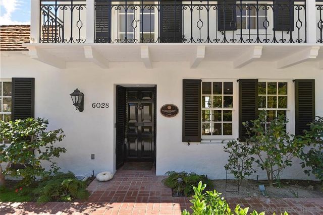 6028 Folsom, La Jolla, CA 92037