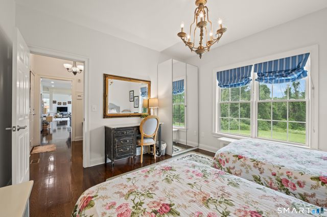 180 Weathervane Drive, New Milford, CT 06776