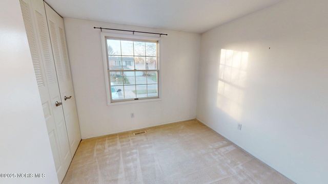 2175 Longport Drive, Maumee, OH 43537